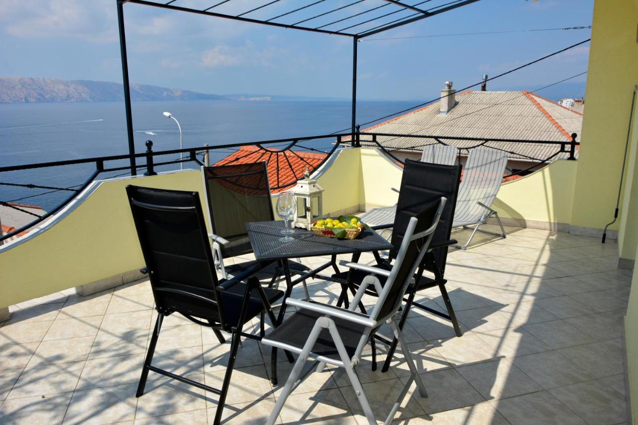 Apartment Rita Senj  Buitenkant foto
